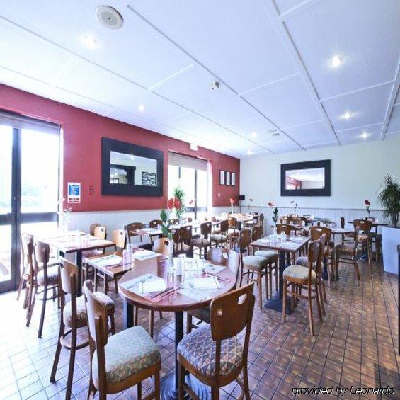 Campanile Hotel Dartford Restaurant photo